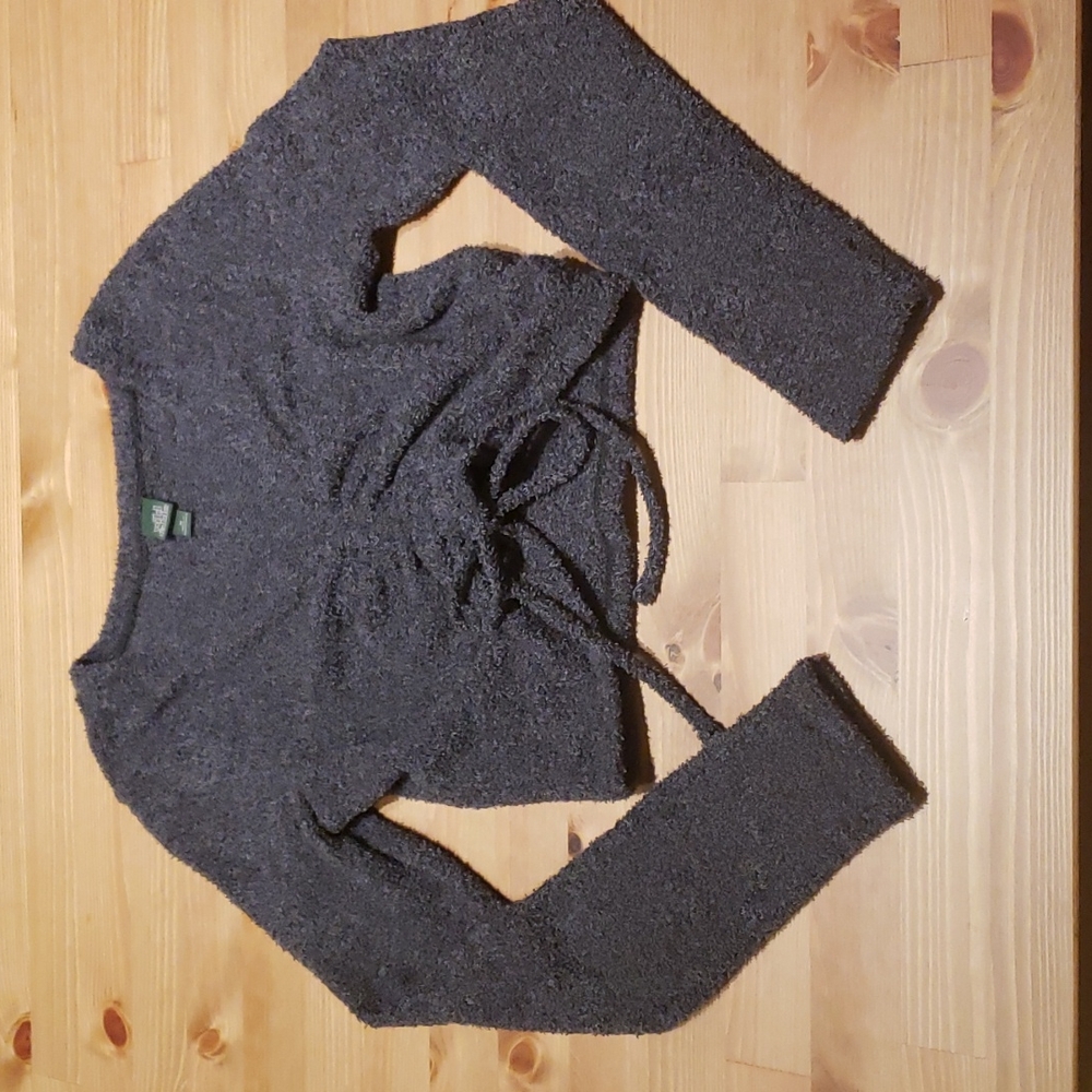 Wild Fable ruched crop top long sleeve